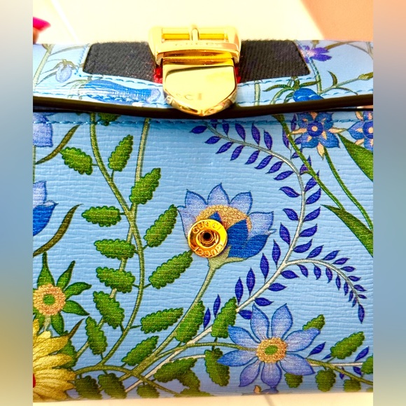 REDUCED Gucci Floral Compact Wallet - Picture 10 of 12